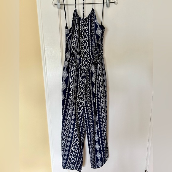 Lulu's Jumpsuit Sparrow Blue White Aztec Print Crop Length Halter Tie size Large - Picture 10 of 16